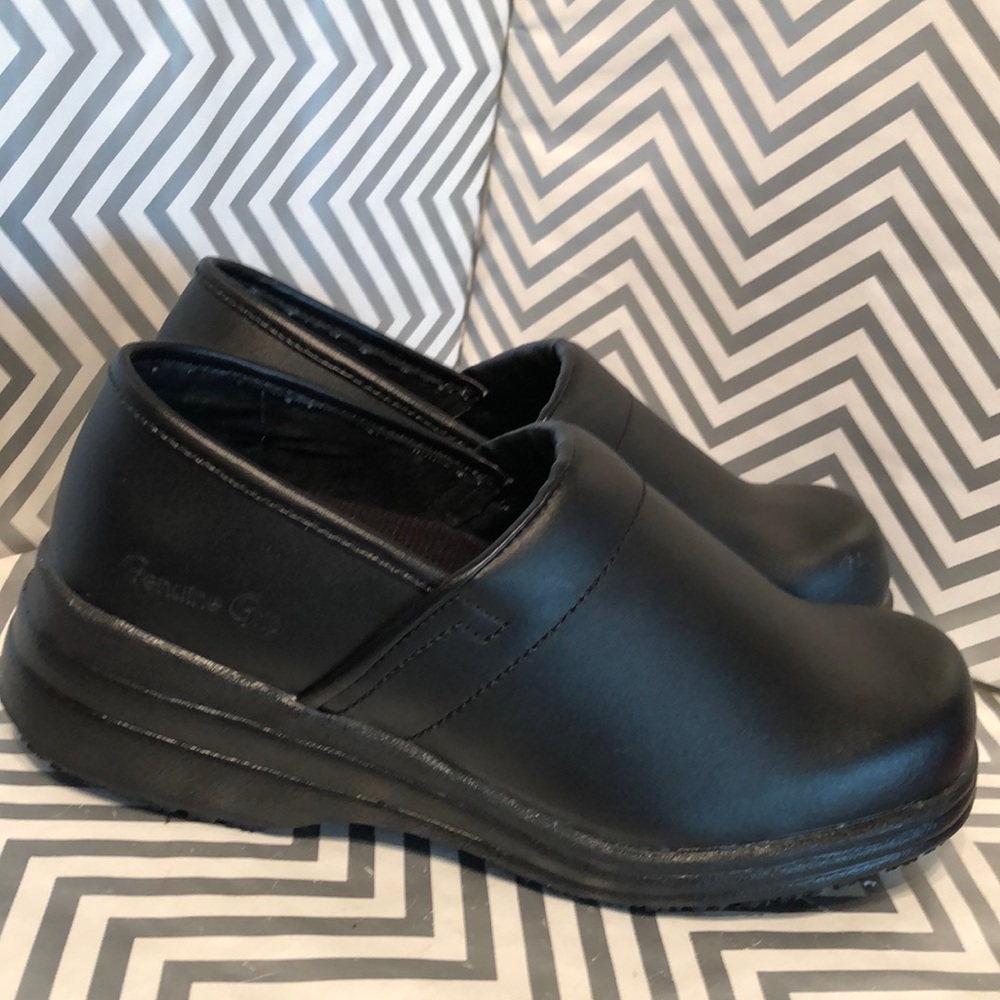 Genuine Grip 430 Mule Casual Shoes Size 7 NEW